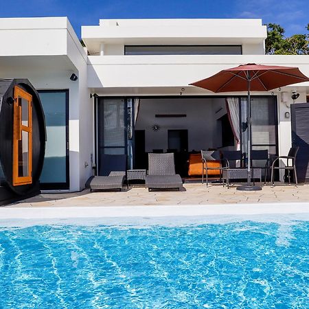 Private Pool Villa Motobu Exterior photo